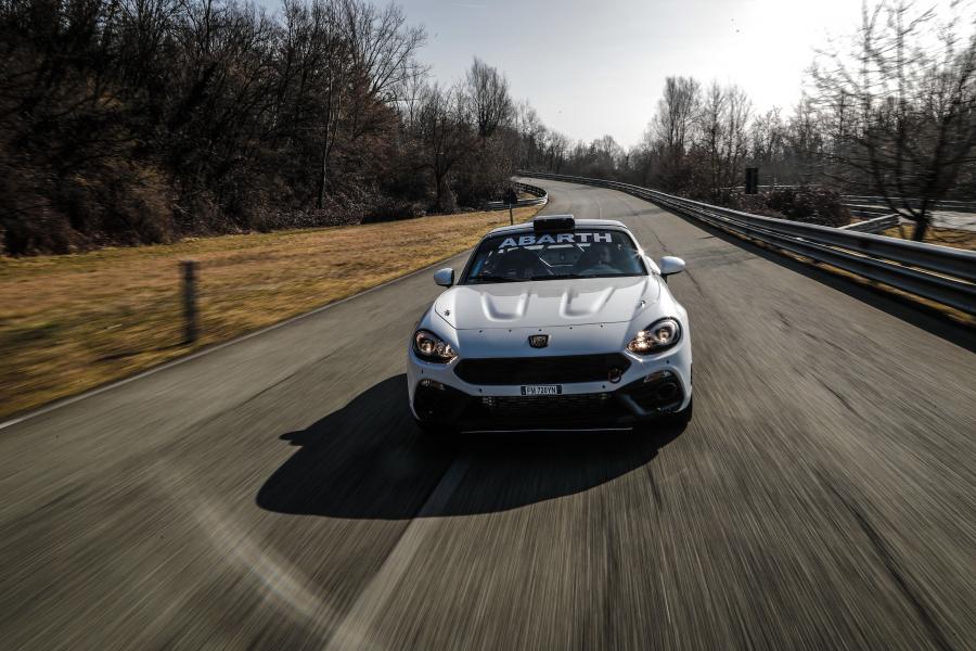  Abarth 124 rally (348) 2019 года  (фото 15 из 19)